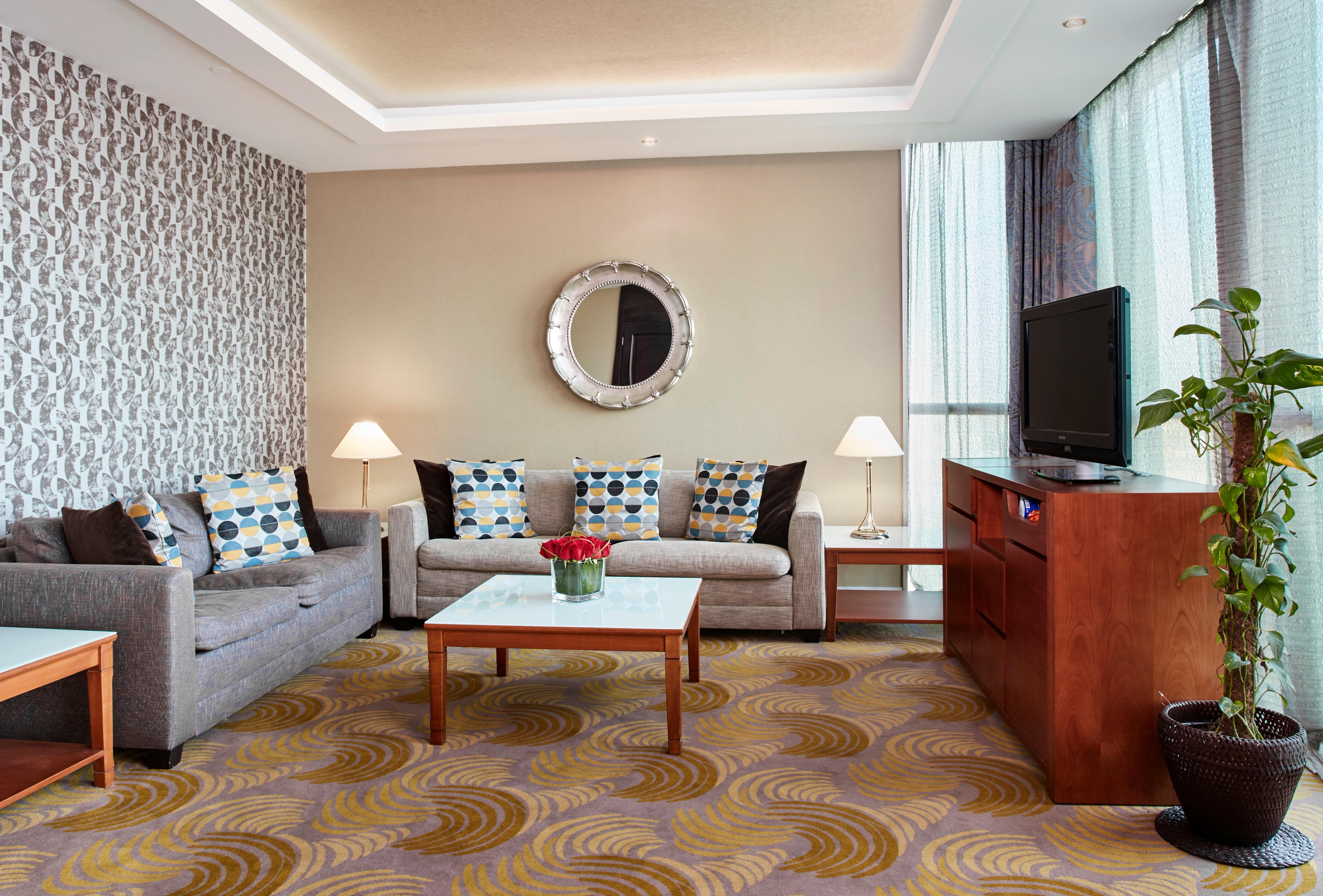 Holiday Inn Kuwait Al Thuraya City By Ihg Kuwait City Exterior foto