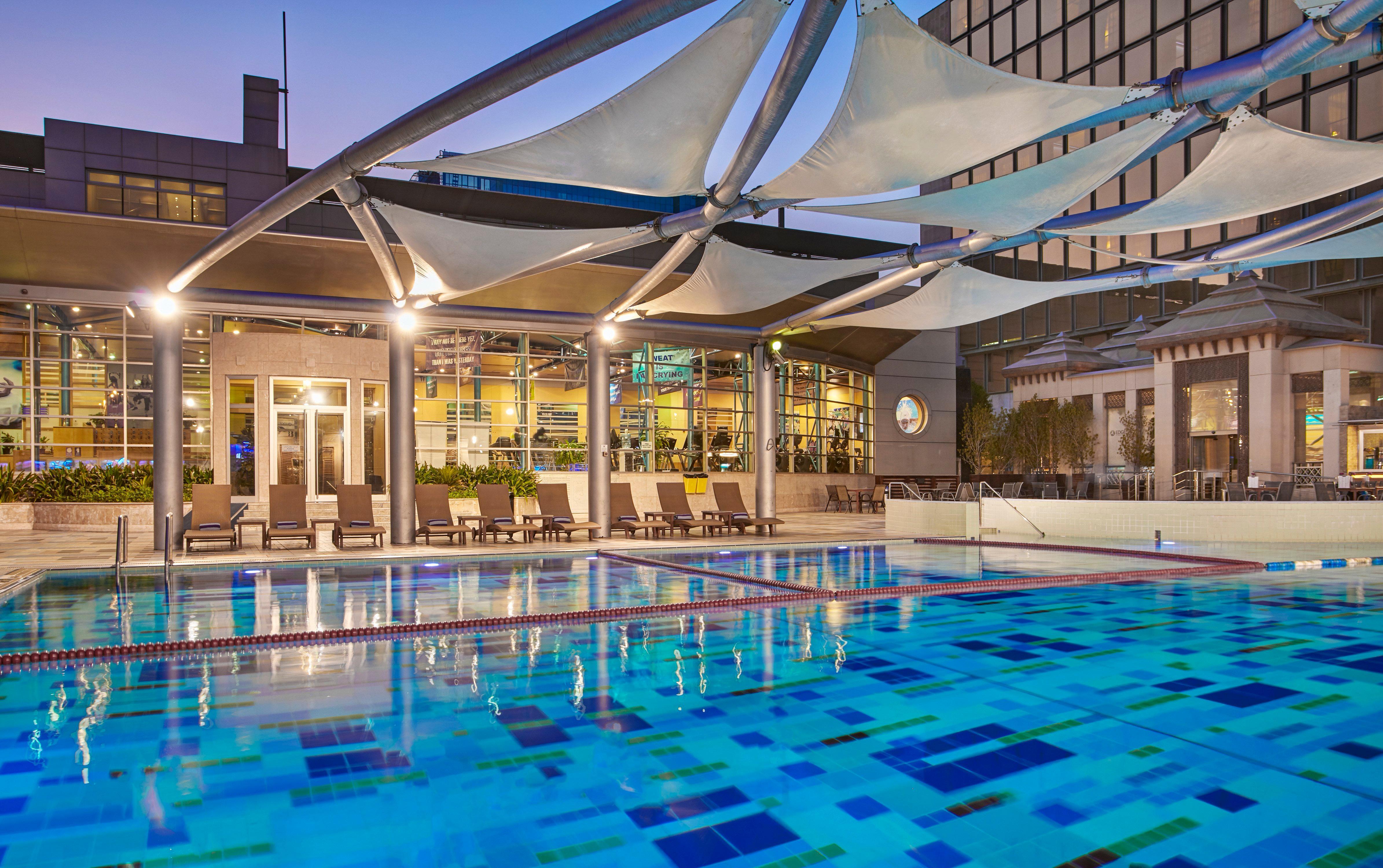 Holiday Inn Kuwait Al Thuraya City By Ihg Kuwait City Exterior foto