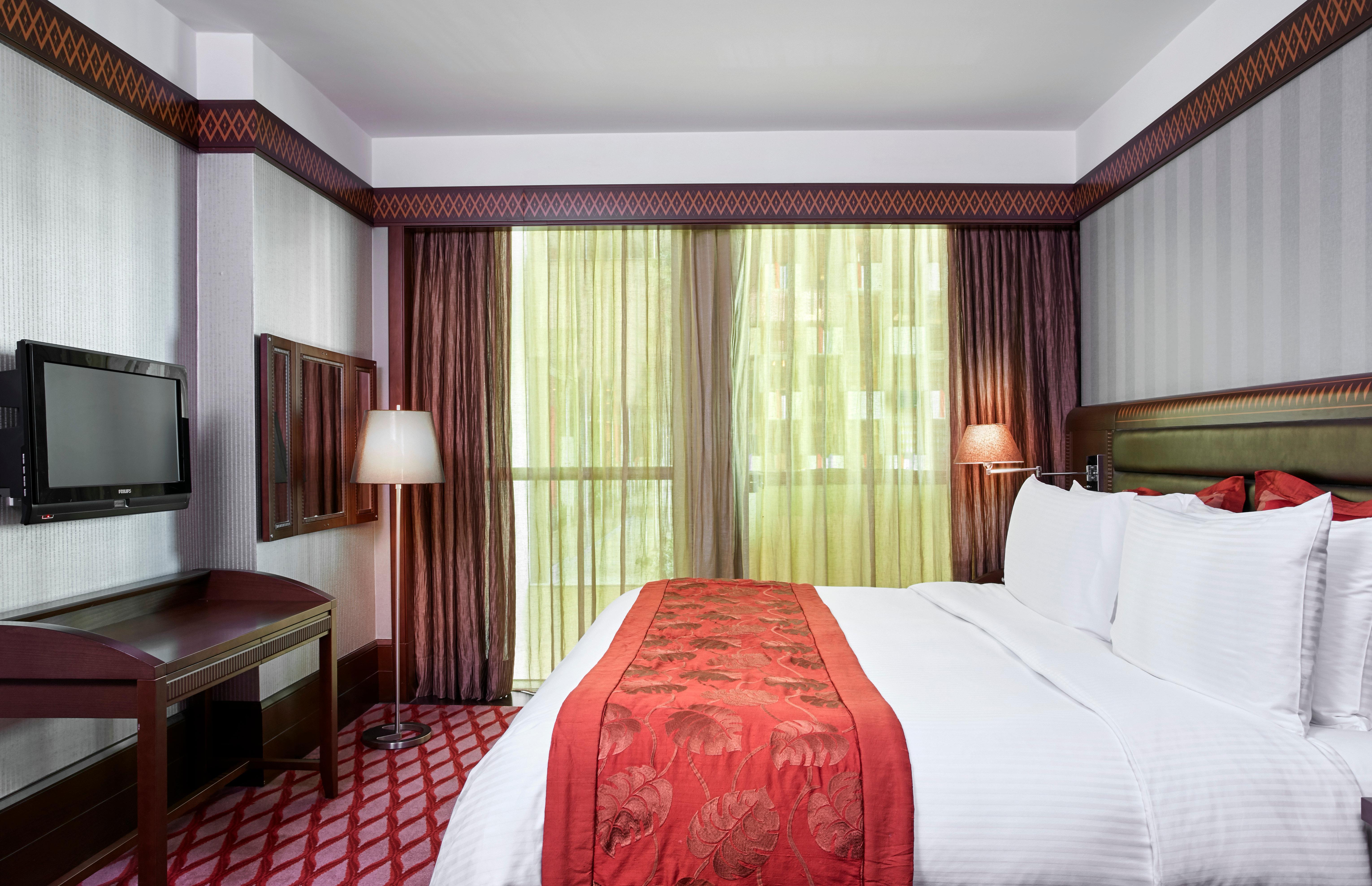 Holiday Inn Kuwait Al Thuraya City By Ihg Kuwait City Exterior foto