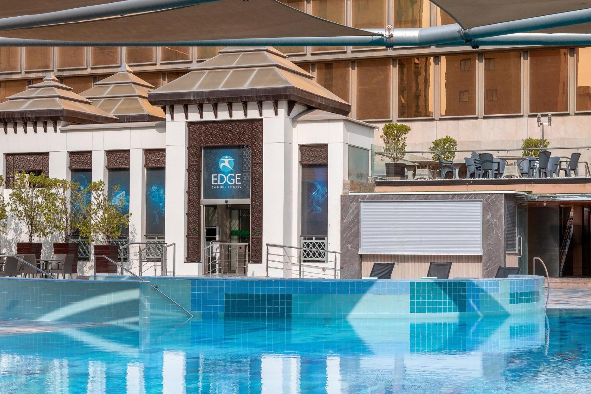 Holiday Inn Kuwait Al Thuraya City By Ihg Kuwait City Exterior foto
