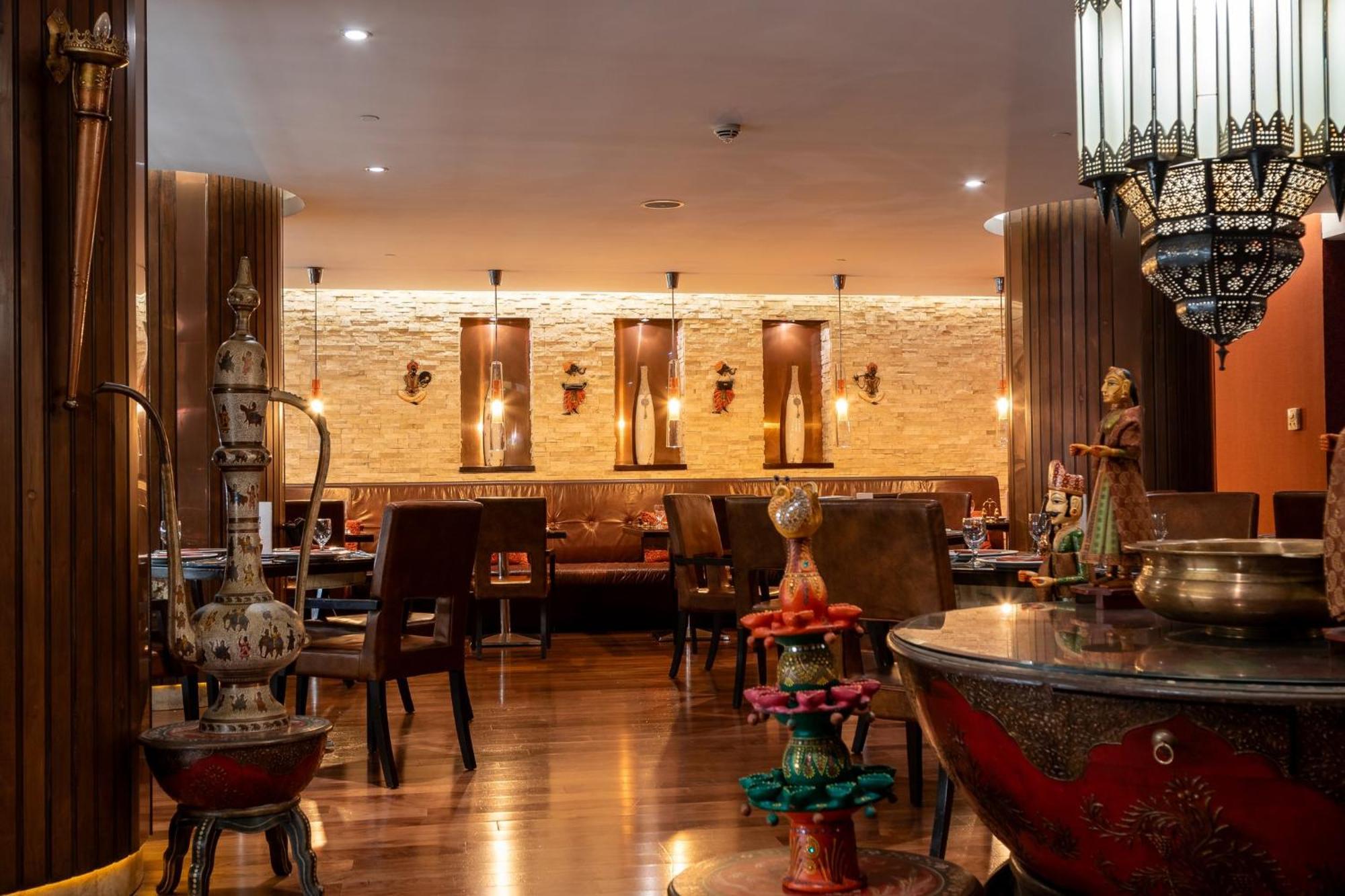 Holiday Inn Kuwait Al Thuraya City By Ihg Kuwait City Exterior foto