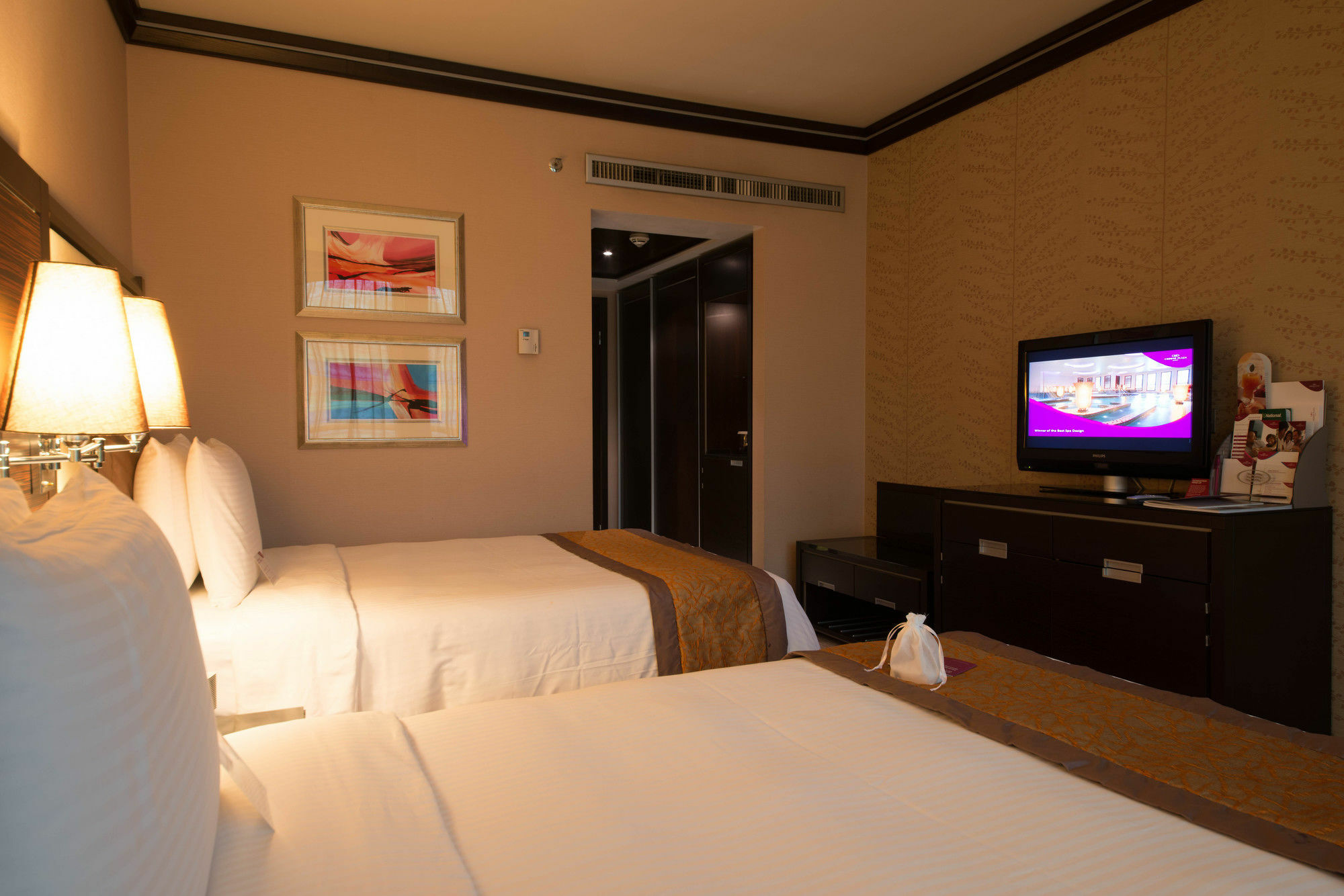 Holiday Inn Kuwait Al Thuraya City By Ihg Kuwait City Exterior foto